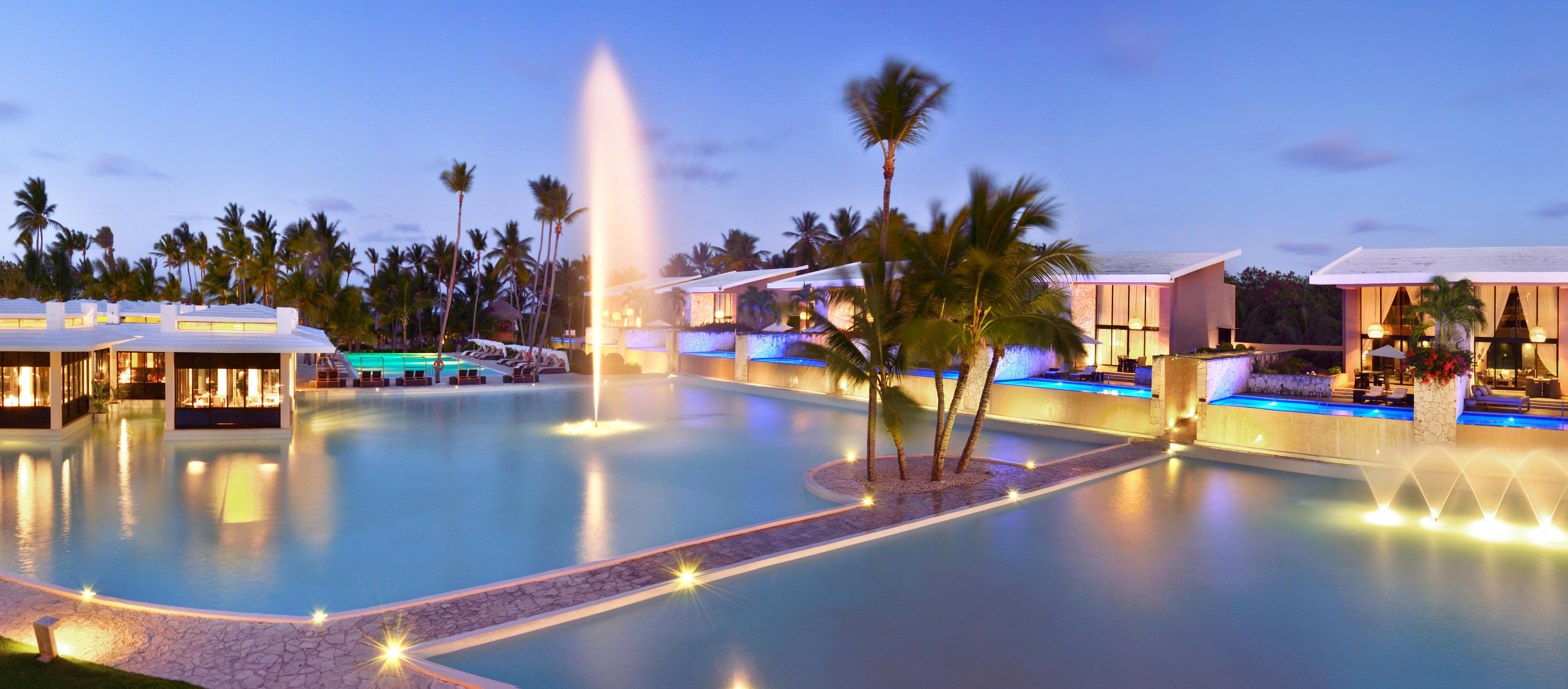 Catalonia Royal Bavaro (Adults Only) Punta Cana Exterior foto Hard Rock Hotel & Casino Punta Cana