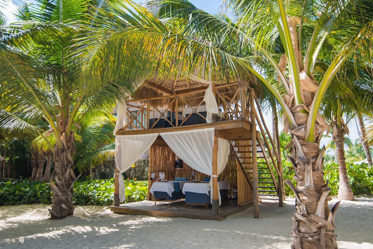 Catalonia Royal Bavaro (Adults Only) Punta Cana Exterior foto The Beach Club at The Palms
