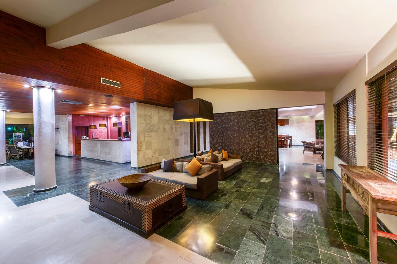 Catalonia Royal Bavaro (Adults Only) Punta Cana Exterior foto Lobby