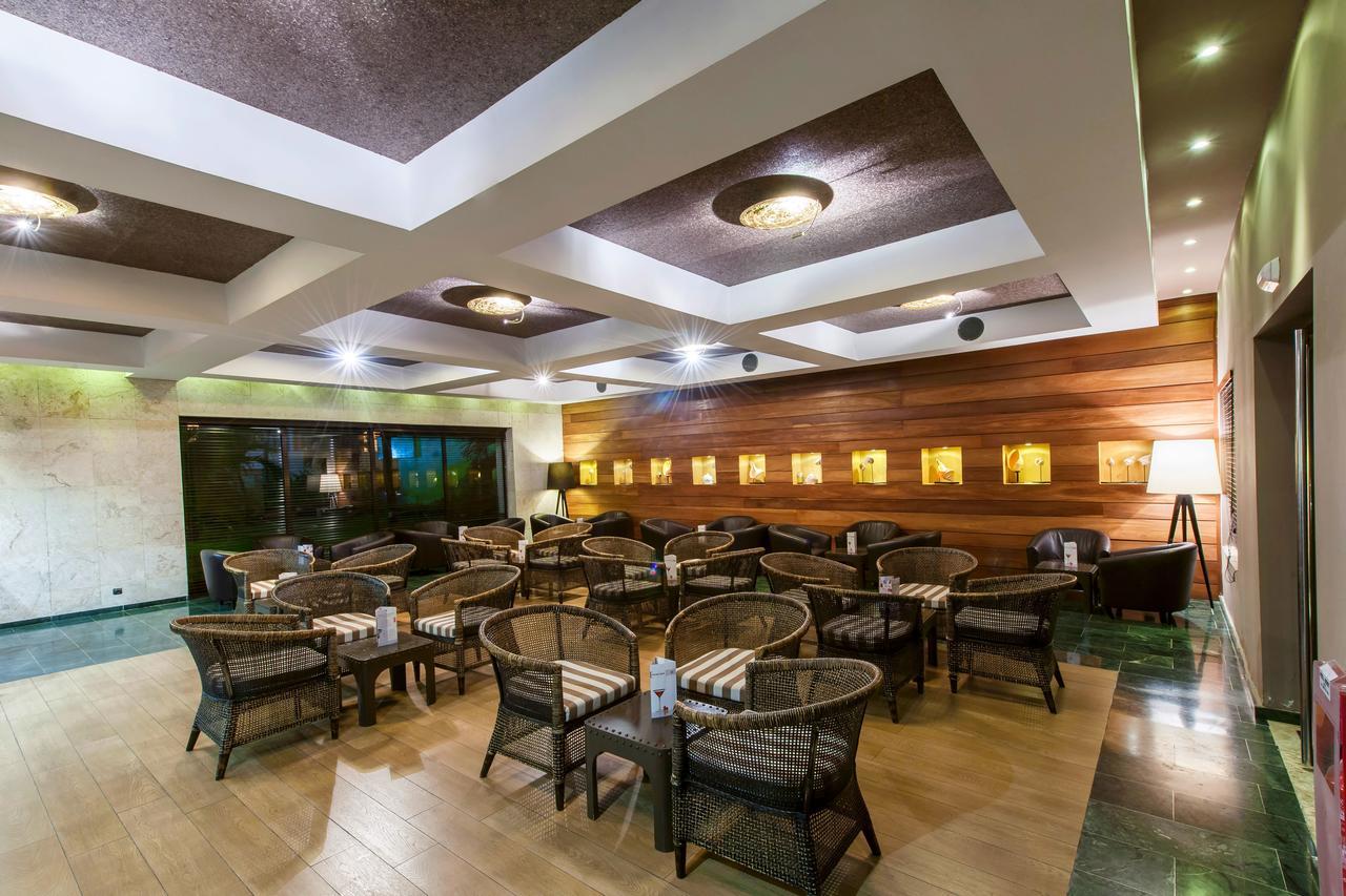 Catalonia Royal Bavaro (Adults Only) Punta Cana Exterior foto The restaurant