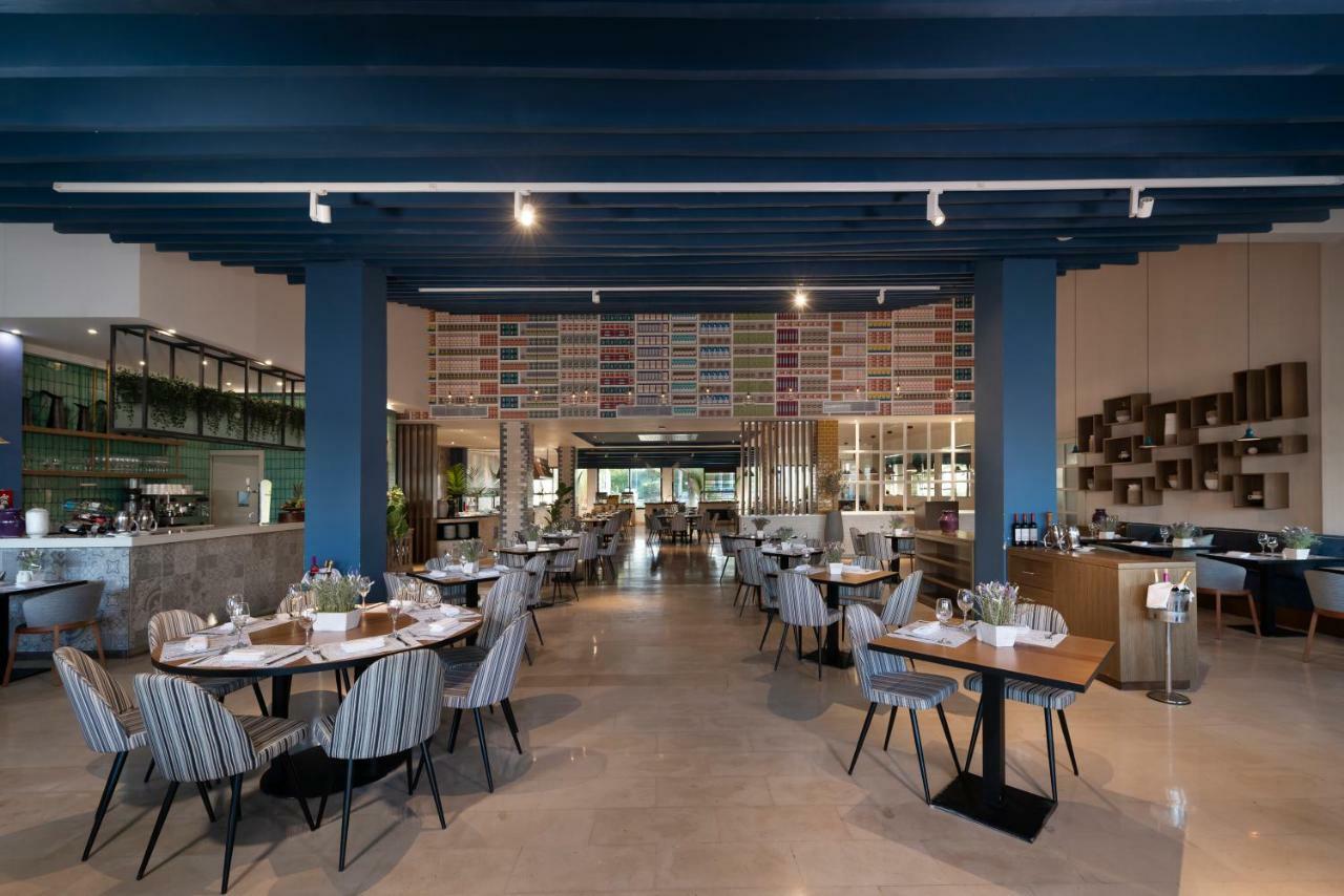 Catalonia Royal Bavaro (Adults Only) Punta Cana Exterior foto Restaurant